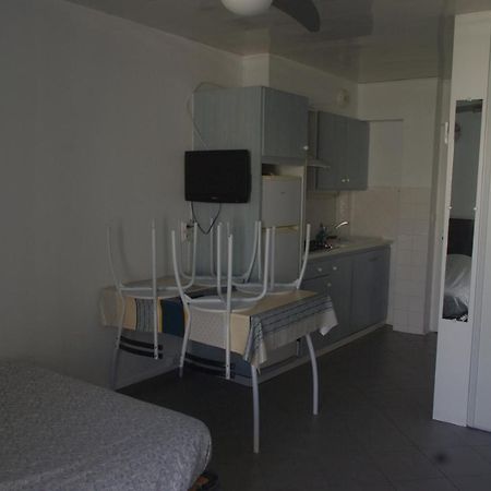 Les Stoechades Aparthotel Hyères Екстериор снимка